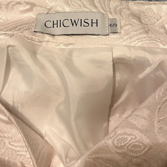 Chicwish A-line midi floral skirt - Picture 3 of 3